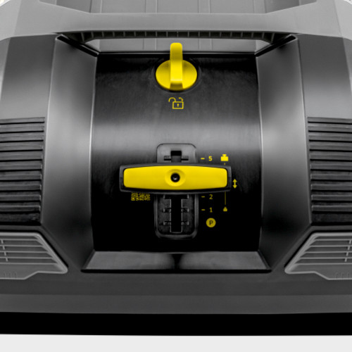 KARCHER MANUEL SÜPÜRÜCÜ KM 70/20 C 2SB